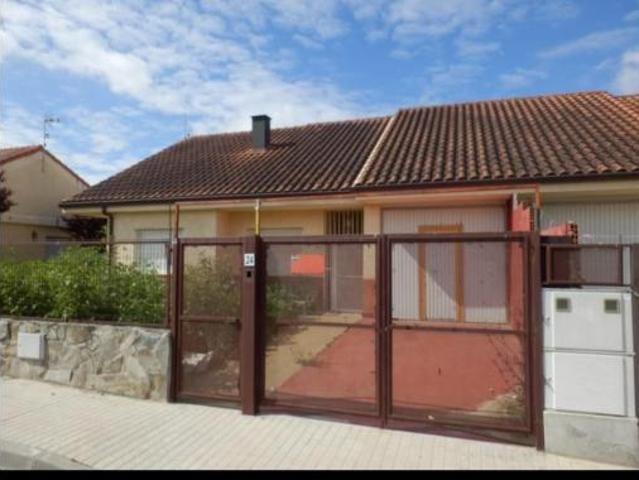 Chalet Venta Novés, Caudilla