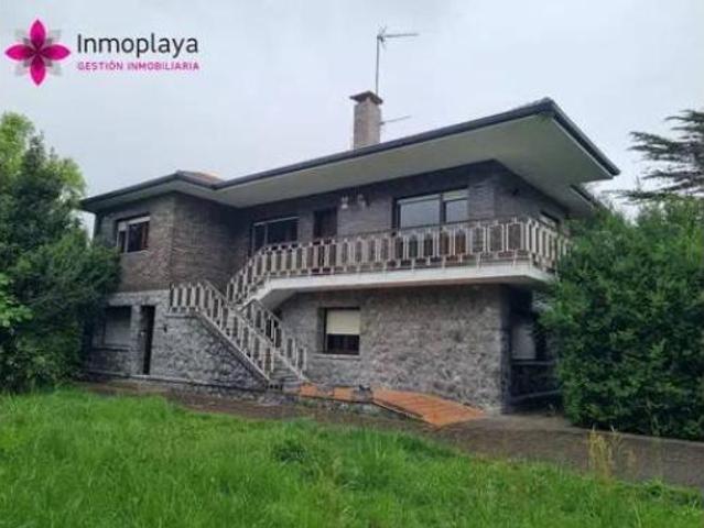 Chalet Venta Noja, Ris