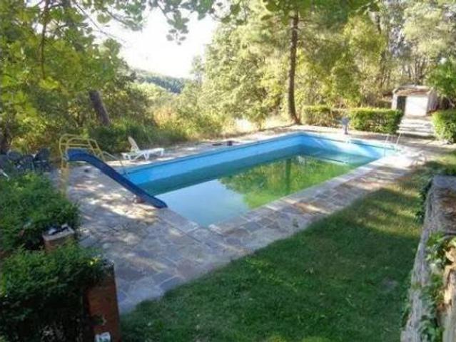 Chalet Venta Navamorcuende, Navamorcuende