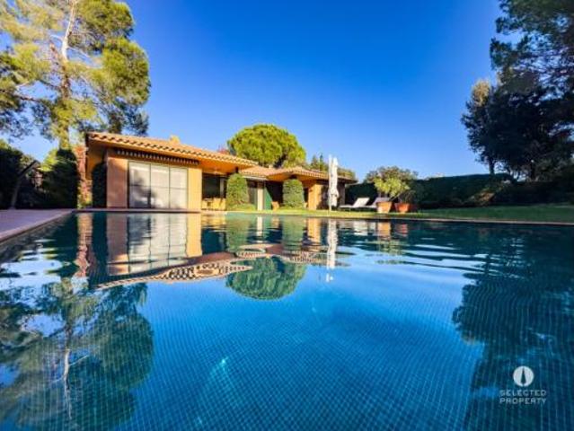 Chalet Venta Navata, Navata