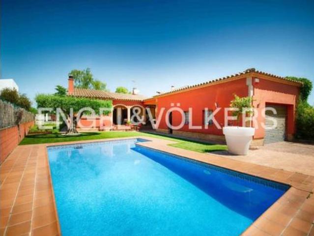 Chalet Venta Navata, Navata