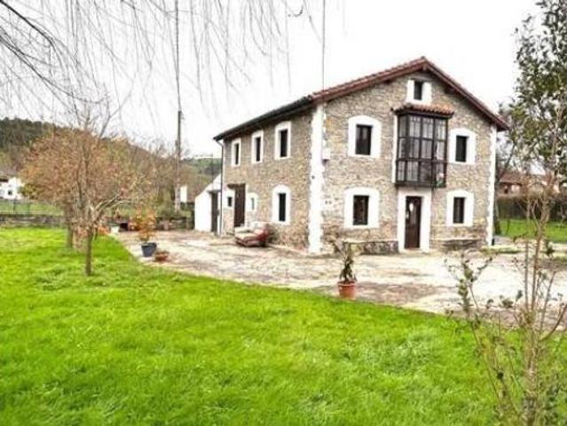 Chalet Venta Solórzano, Solórzano