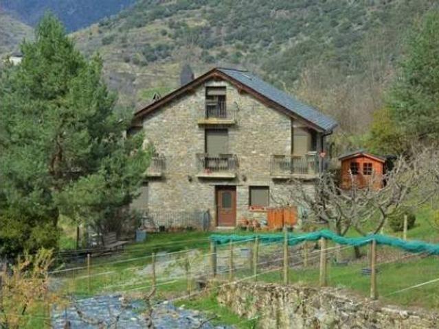 Chalet Venta Sort, Sort