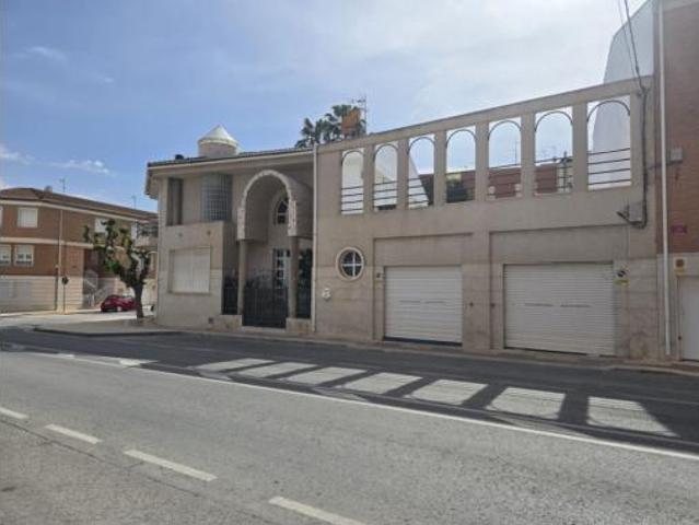 Chalet Venta Sax, Sax