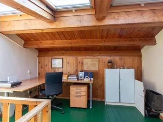 Chalet Venta Sabadell, Centre