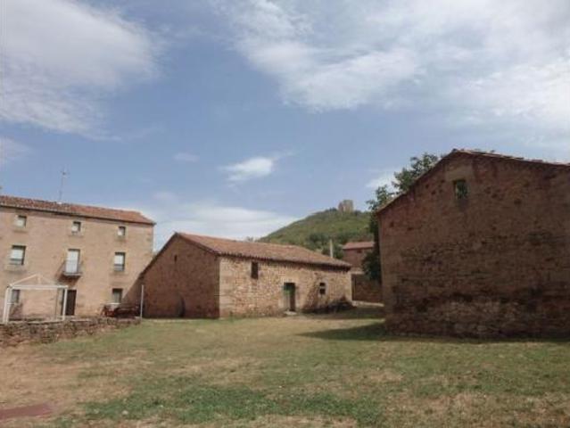 Chalet Venta Salas de los Infantes, Castrovido