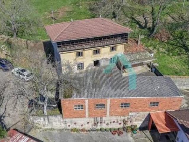 Chalet Venta Salas, Salas
