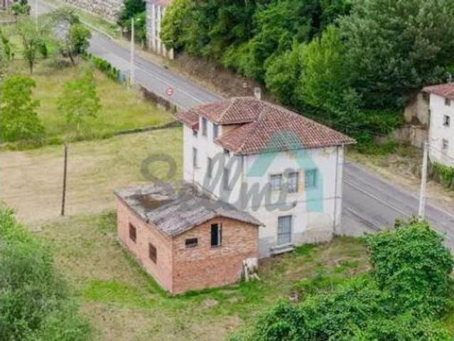 Chalet Venta Salas, Salas