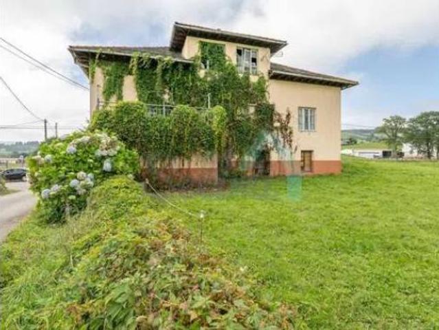Chalet Venta Salas, Salas