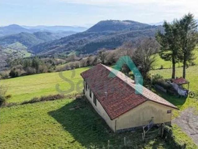 Chalet Venta Salas, Salas
