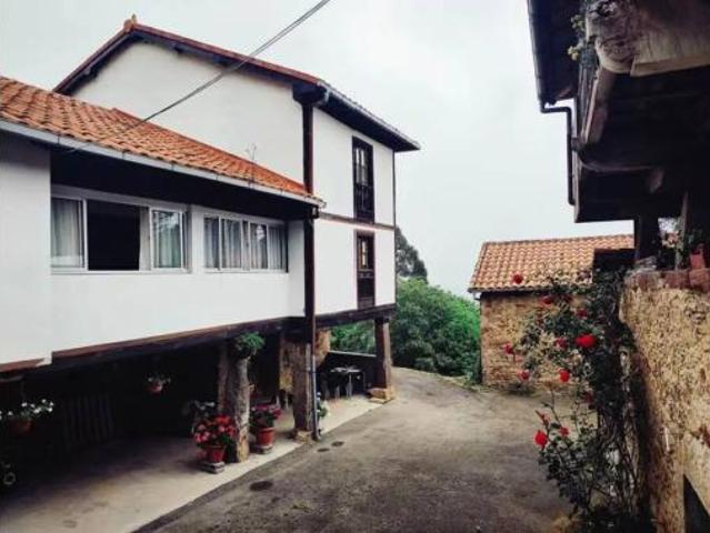 Chalet Venta Salas, Salas