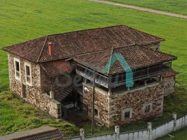 Chalet Venta Salas, Salas