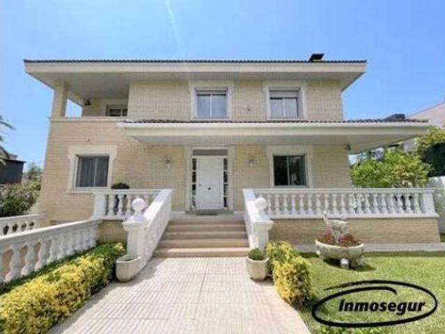 Chalet Venta Salou, Platja dels Capellans Zona Turística