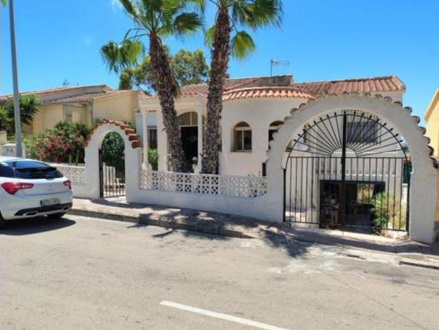 Chalet Venta San Fulgencio, Acequia de los Palacios