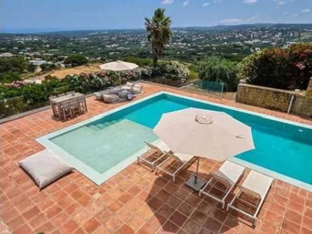 Chalet Venta San Roque, Núcleo
