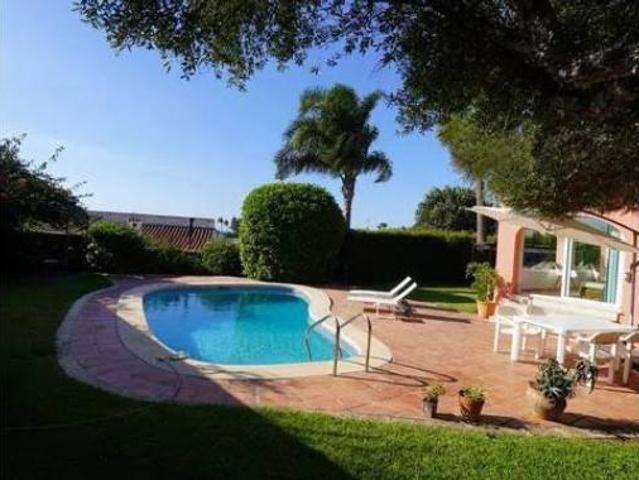 Chalet Venta San Roque, Núcleo