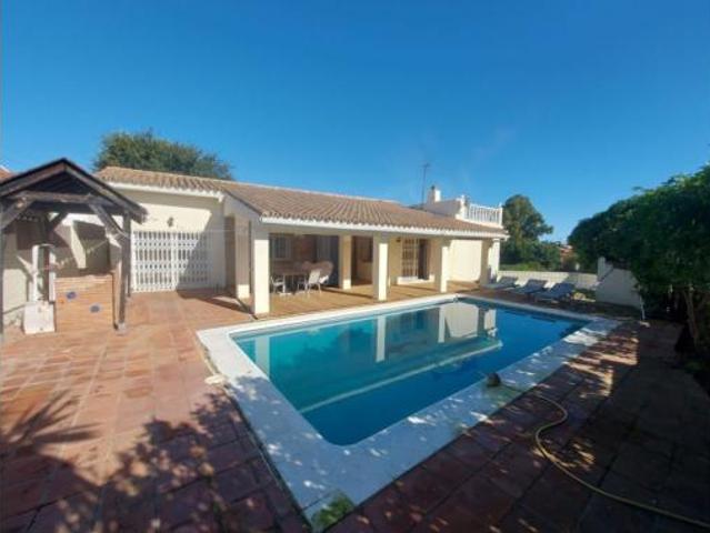 Chalet Venta San Roque, Núcleo