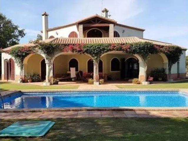 Chalet Venta San Roque, Núcleo