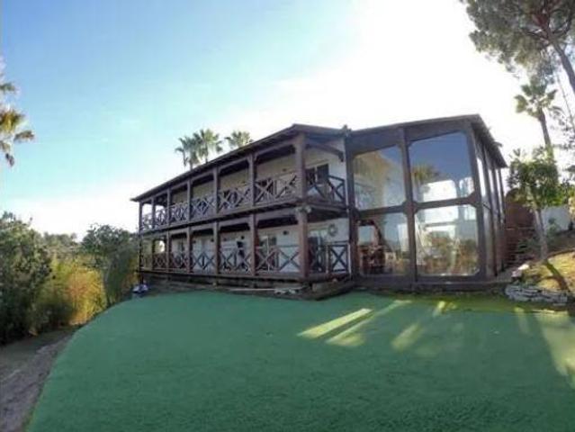 Chalet Venta San Roque, Núcleo