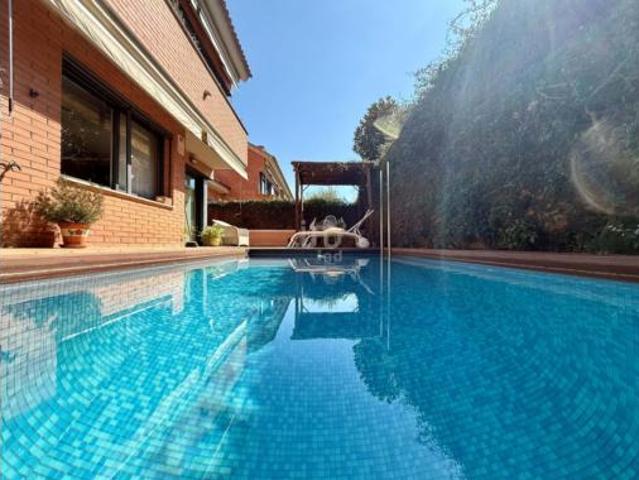 Chalet Venta Sant Andreu de Llavaneres, Centre Urbà