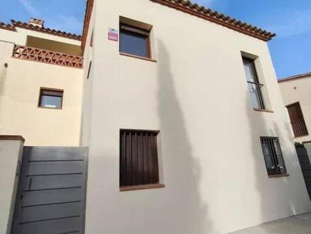 Chalet Venta Sant Pere de Ribes, Nucli Urbà