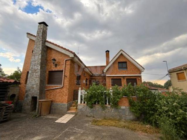 Chalet Venta Santovenia de la Valdoncina, Ribaseca