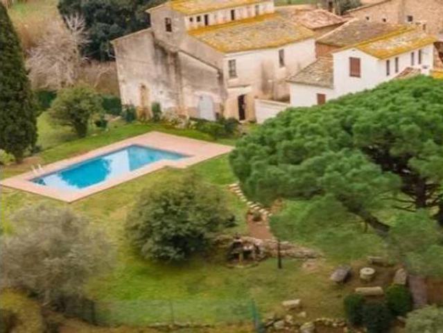 Chalet Venta Santa Cristina d'Aro, Bufaganyes