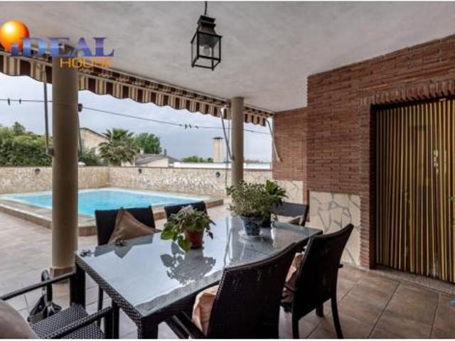 Chalet Venta Santa Fe, Pedro Ruiz