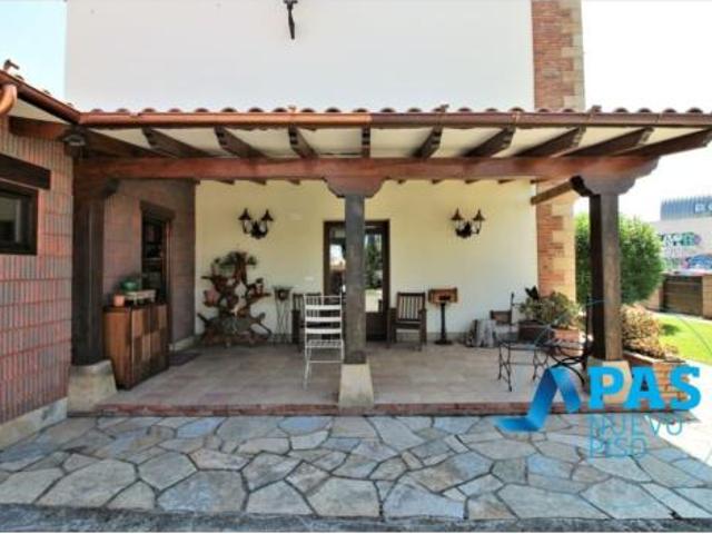 Chalet Venta Santander, San Román