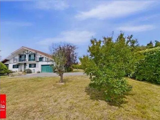 Chalet Venta Santoña, Santoña
