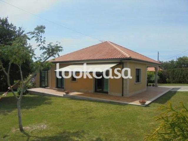 Chalet Venta Sanxenxo, Adina Santa María