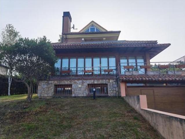 Chalet Venta Sariegos, Carbajal de La Legua