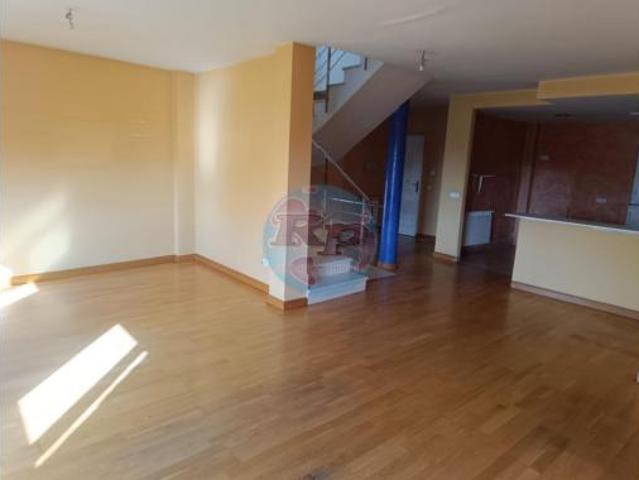 Chalet Venta Sariegos, Azadinos