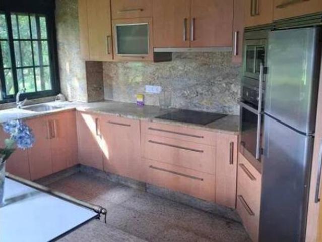 Chalet Venta Sarria, Sarria