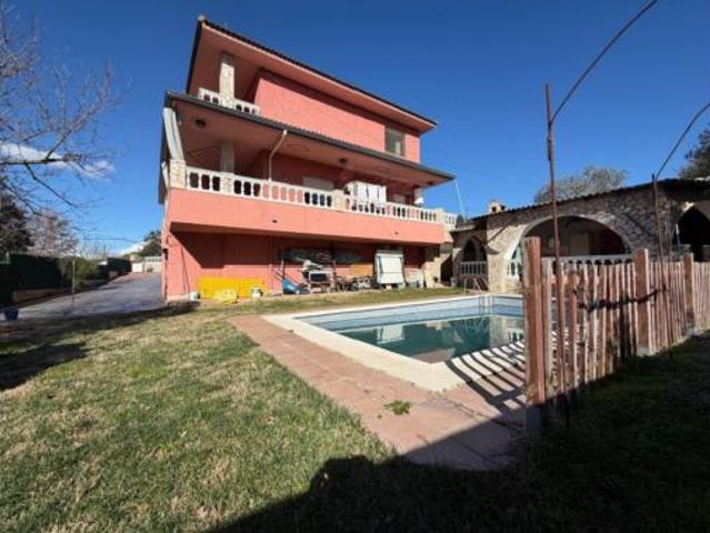 Chalet Venta Sils, Barceloneta