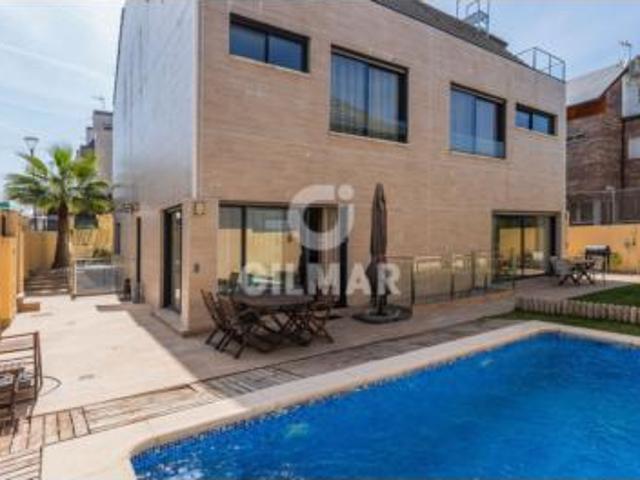 Chalet Venta Pozuelo de Alarcón, Estación Zona Norte