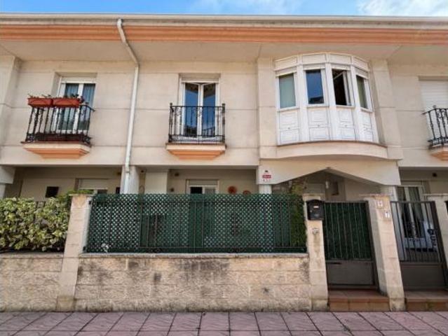 Chalet Venta Ponferrada, Centro