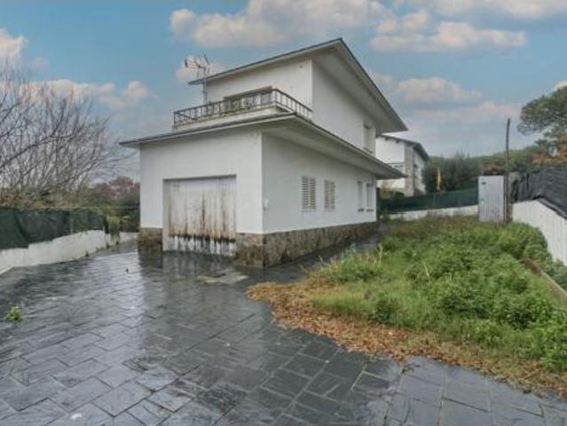 Chalet Venta Palau solità i Plegamans, La Sagrera