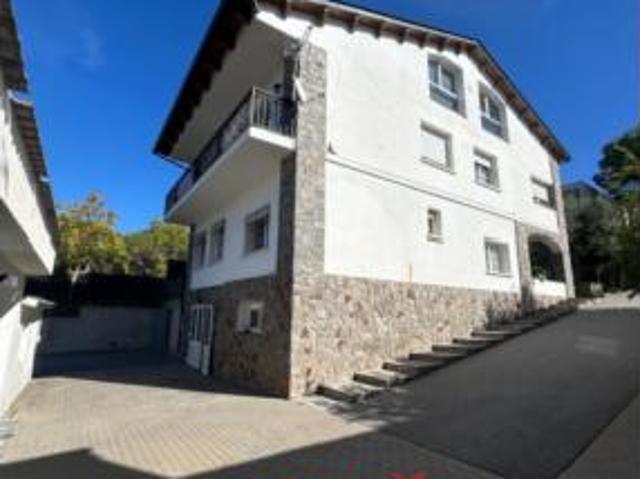 Chalet Venta Palau solità i Plegamans, La Sagrera