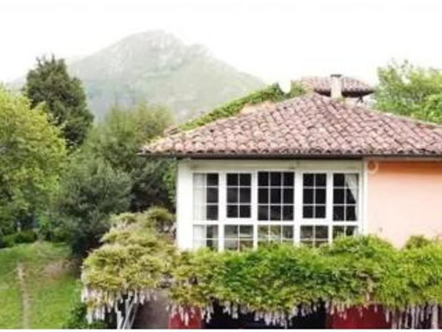 Chalet Venta Parres, Parres