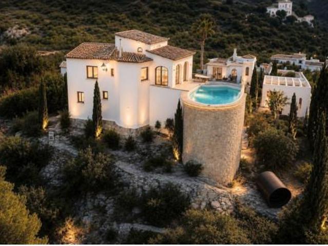 Chalet Venta Pego, Montepego
