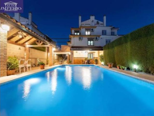 Chalet Venta Peligros, Peligros