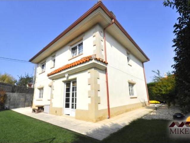 Chalet Venta Piélagos, Boo de Piélagos