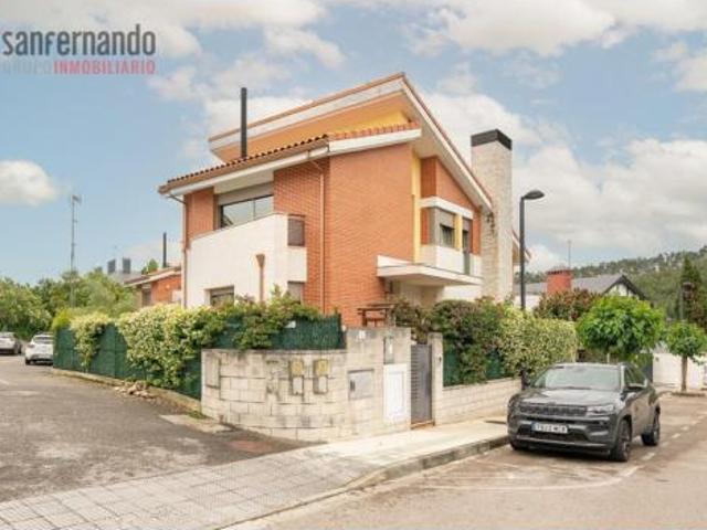 Chalet Venta Piélagos, Mortera