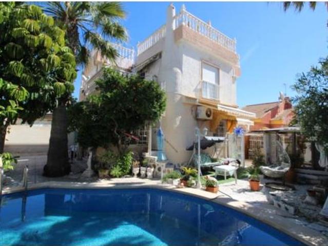 Chalet Venta Pilar de la Horadada, Mil Palmeras
