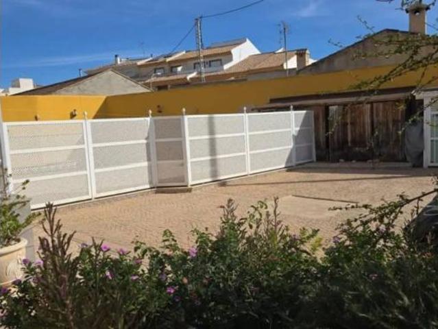Chalet Venta Pilar de la Horadada, Núcleo
