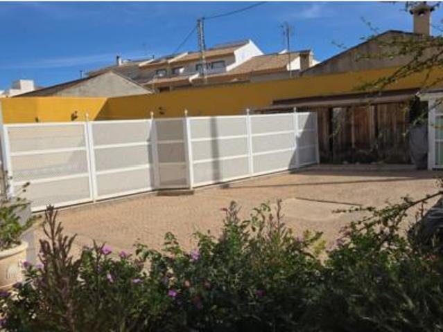 Chalet Venta Pilar de la Horadada, Núcleo