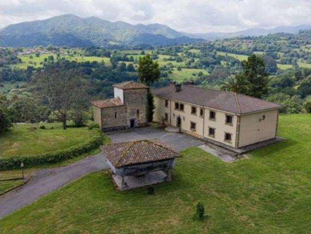 Chalet Venta Piloña, Cardes Infiesto