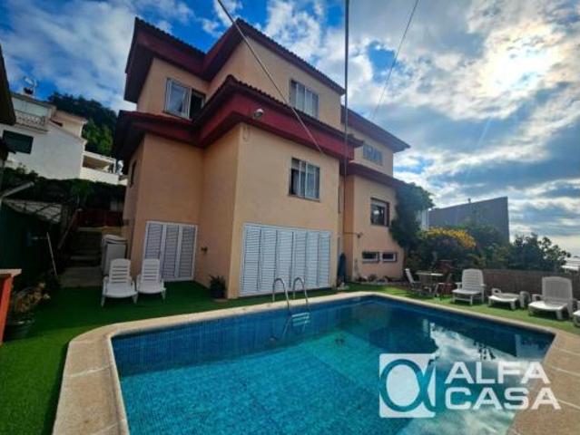 Chalet Venta Pineda de Mar, Can Moré Santa Anna