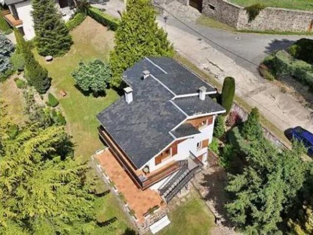Chalet Venta Planoles, Planoles